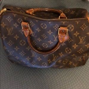 Louis Vuitton Speedy bag